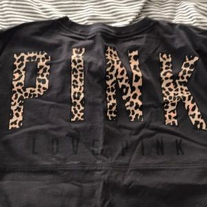 Women’s long sleeved shirt